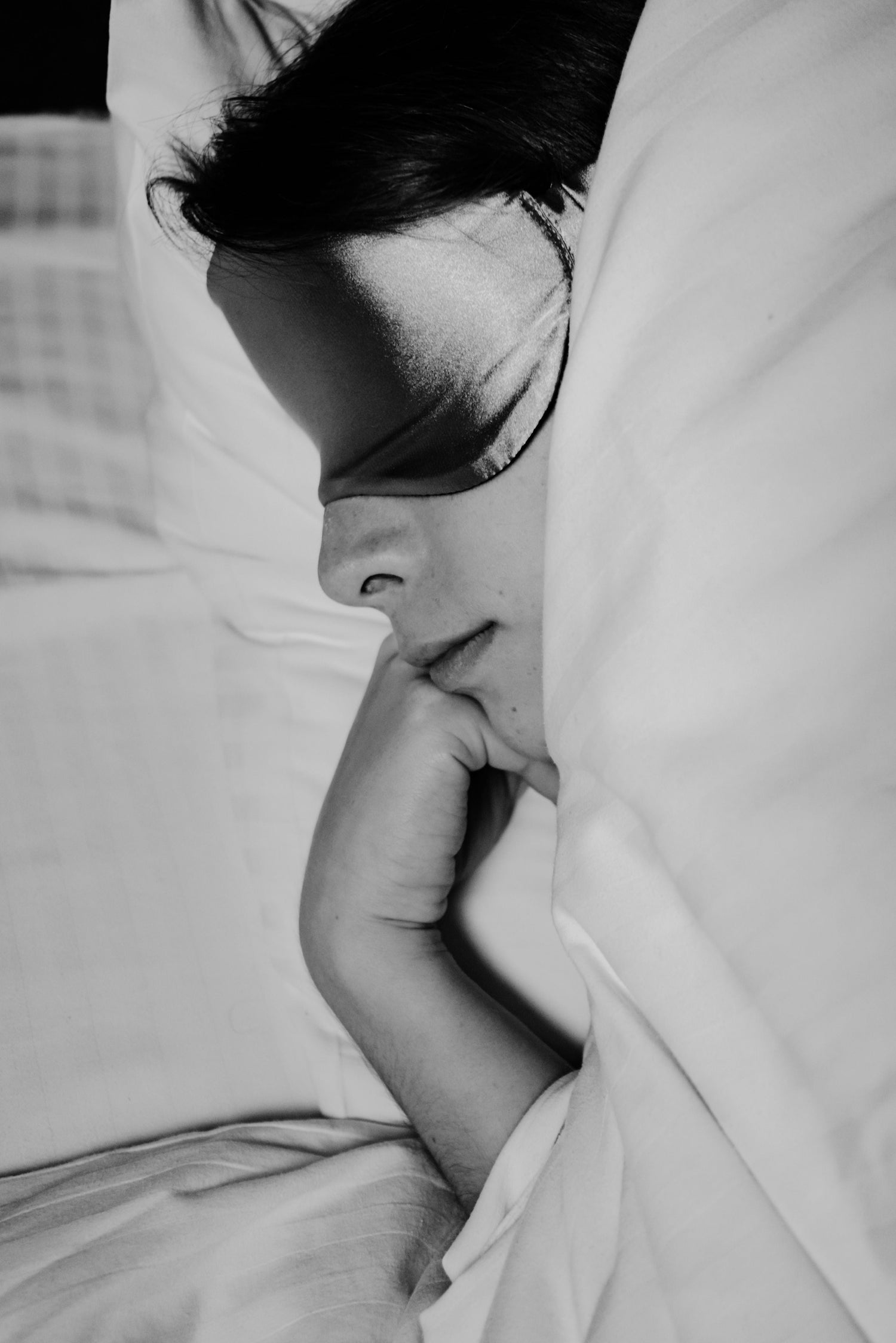 Why Your Bedroom Air Ruins Sleep After Midnight
